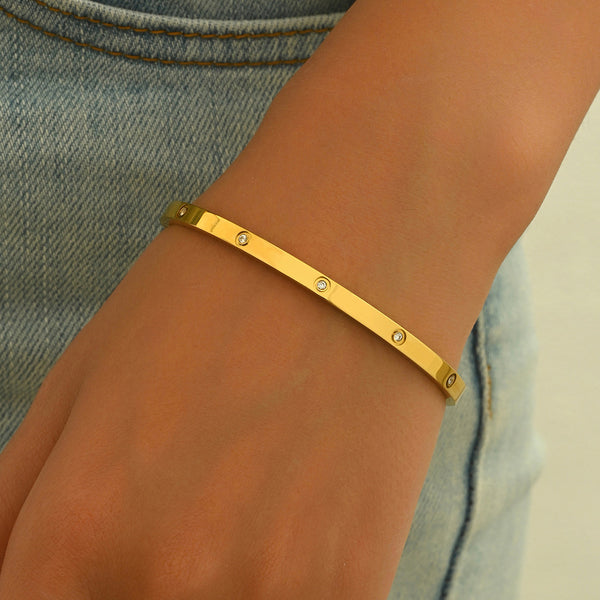 Luxury 18K Gold Plated Minimalist Bracelet