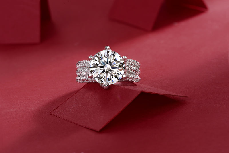 Luxury Diamond Moissanite Ring