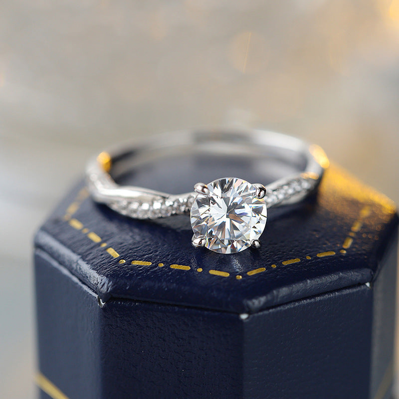 S925 Sterling Silver D-color High Carbon Stone Artificial Diamond Ring