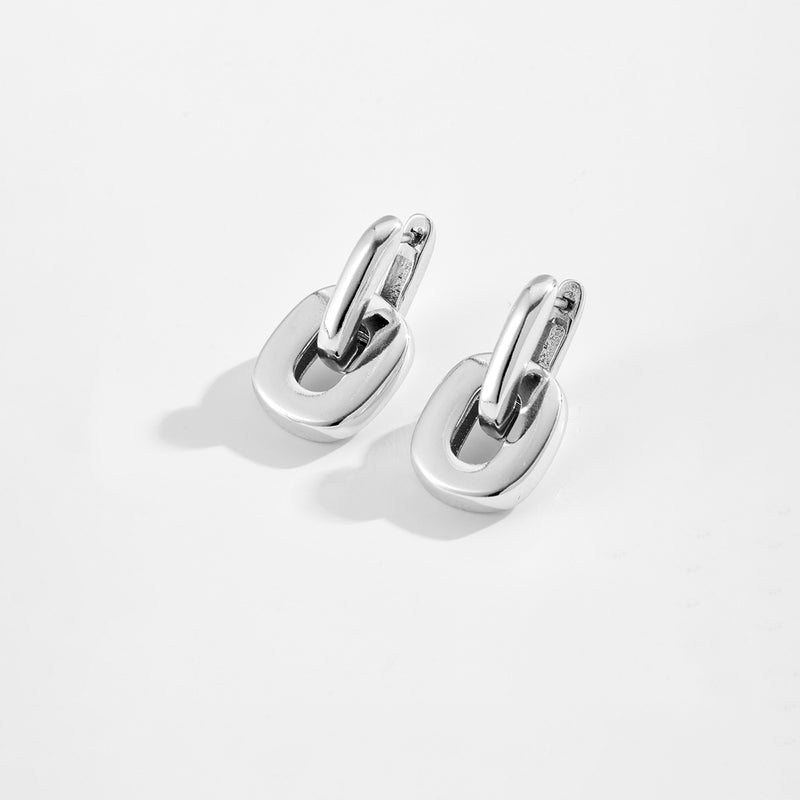 Design Vintage Ring Buckle Earrings