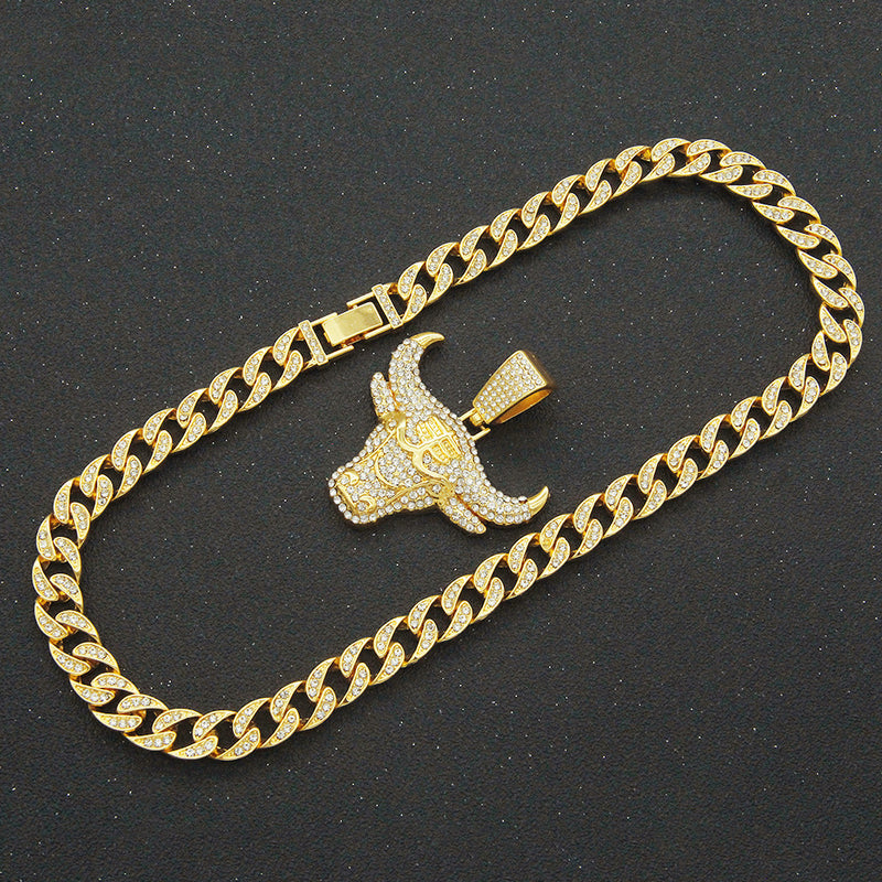 Three-dimensional Diamond-inlaid Cow Head Pendant Cuban Link Chain